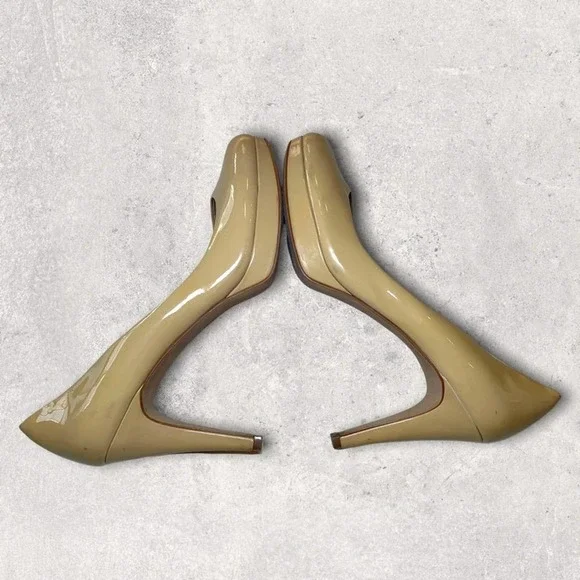 VINCE CAMUTO SEXY PATIENT LEATHER PLATFORM HIGH HEELS BUTTER YELLOW - 9.5 / 39.5 - Picture 3 of 6